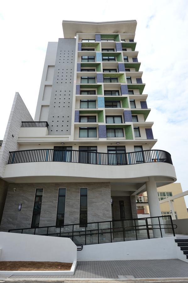 Sky Square Business Travel Hotel Magong Bagian luar foto